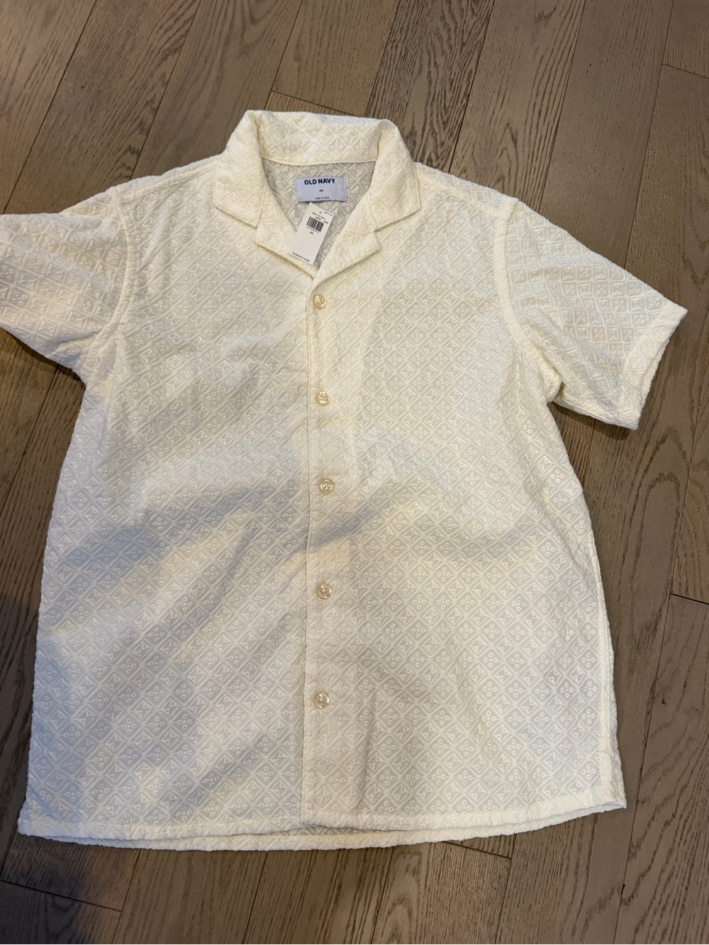 Old Navy Men's Cream Textured Short-Sleeve Button-Down Shirt